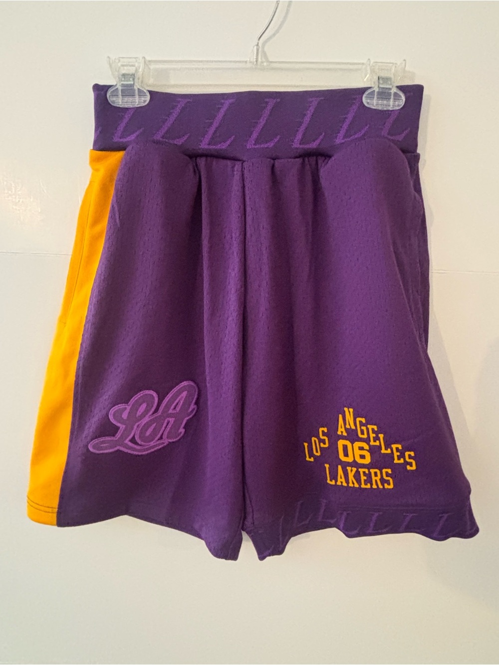 Mitchell & Ness Hardwood Classics LA Lakers Purple/Gold Basketball Shorts Size S
